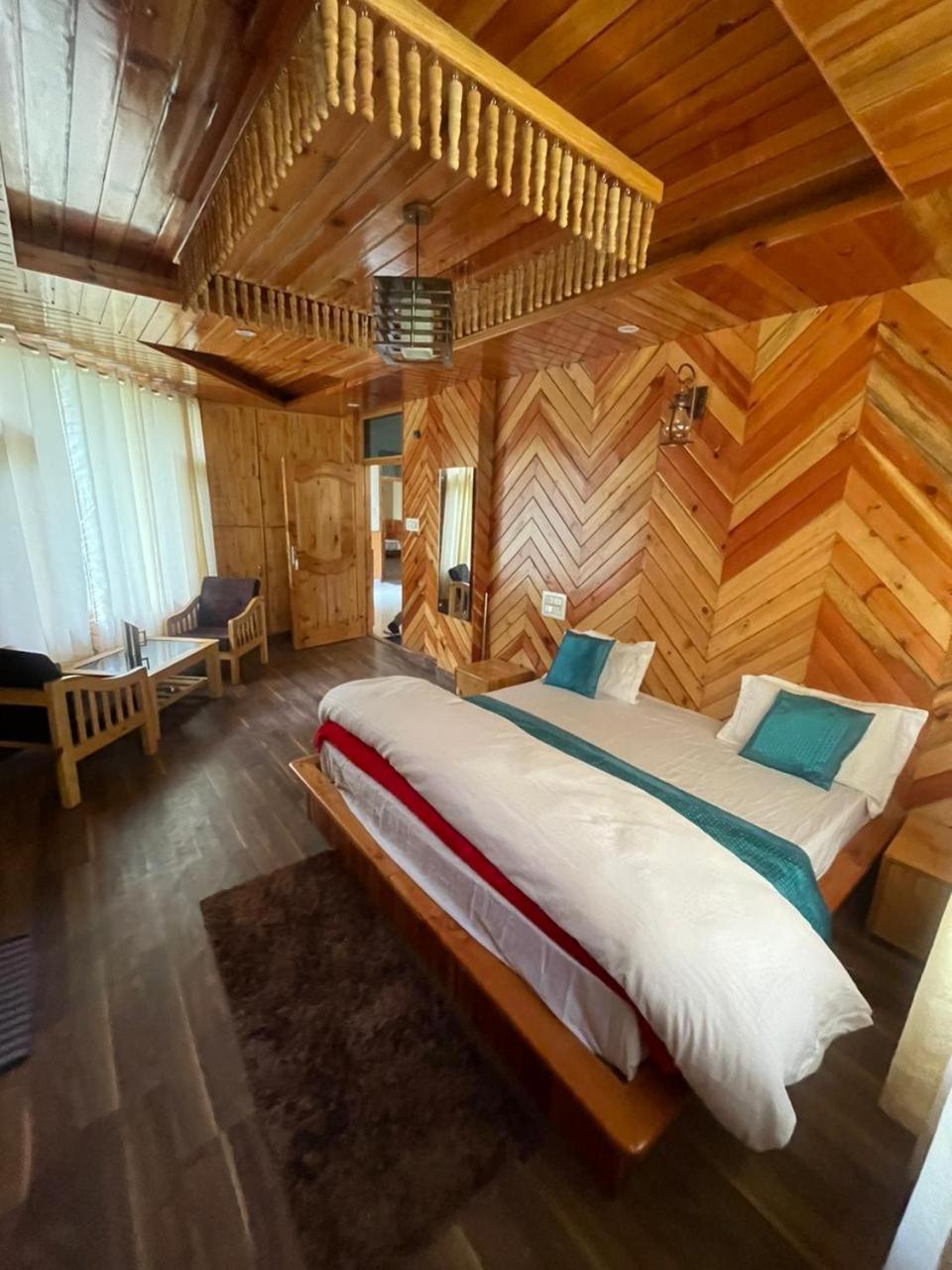 Shangri-La Rooms & Restaurant Kasol Buitenkant foto