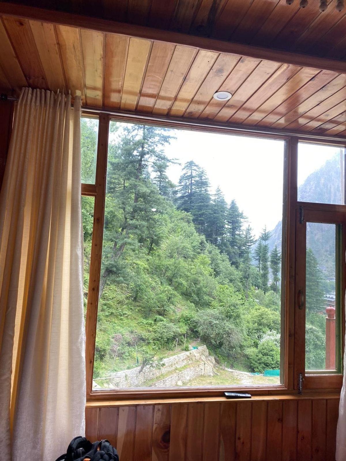 Shangri-La Rooms & Restaurant Kasol Buitenkant foto