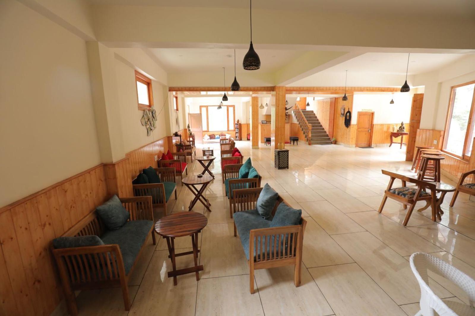 Shangri-La Rooms & Restaurant Kasol Buitenkant foto