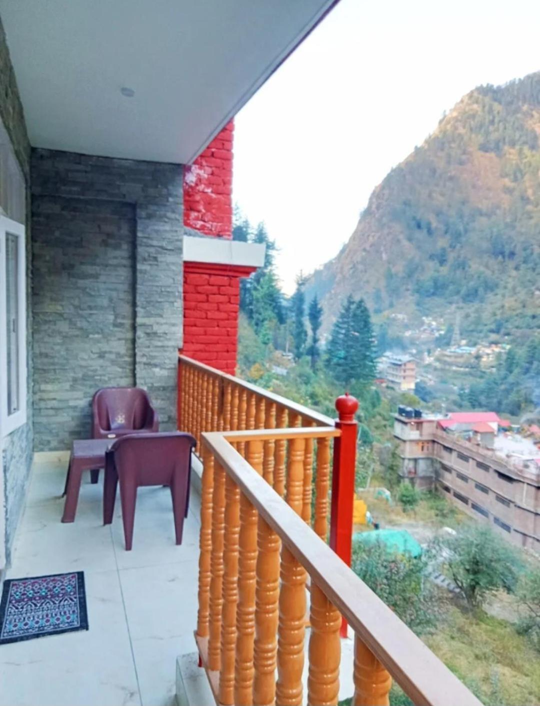 Shangri-La Rooms & Restaurant Kasol Buitenkant foto